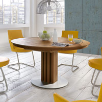 ET Extendable Round Dining Table